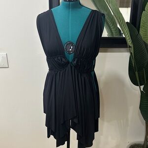 Black Sleeveless Drape Top